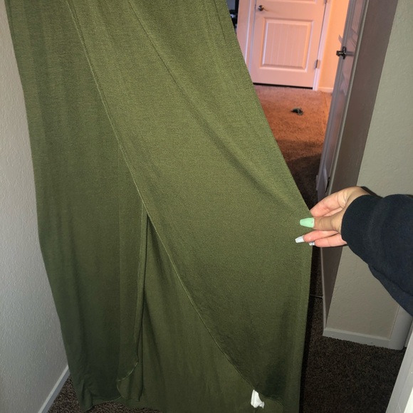 Long thin strap dress - Picture 3 of 4